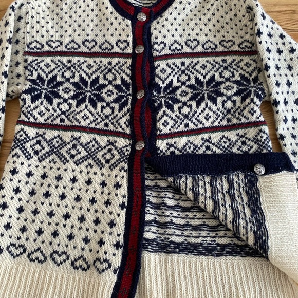 L.L. Bean Navy and Cream Cardigan with Red Accents - Picture 7 of 9